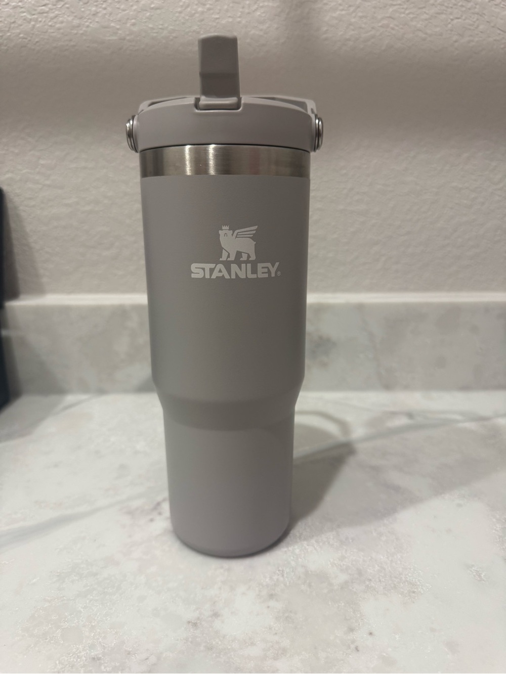 Stanley Light Gray 30oz Insulated Bottle - Matte Finish